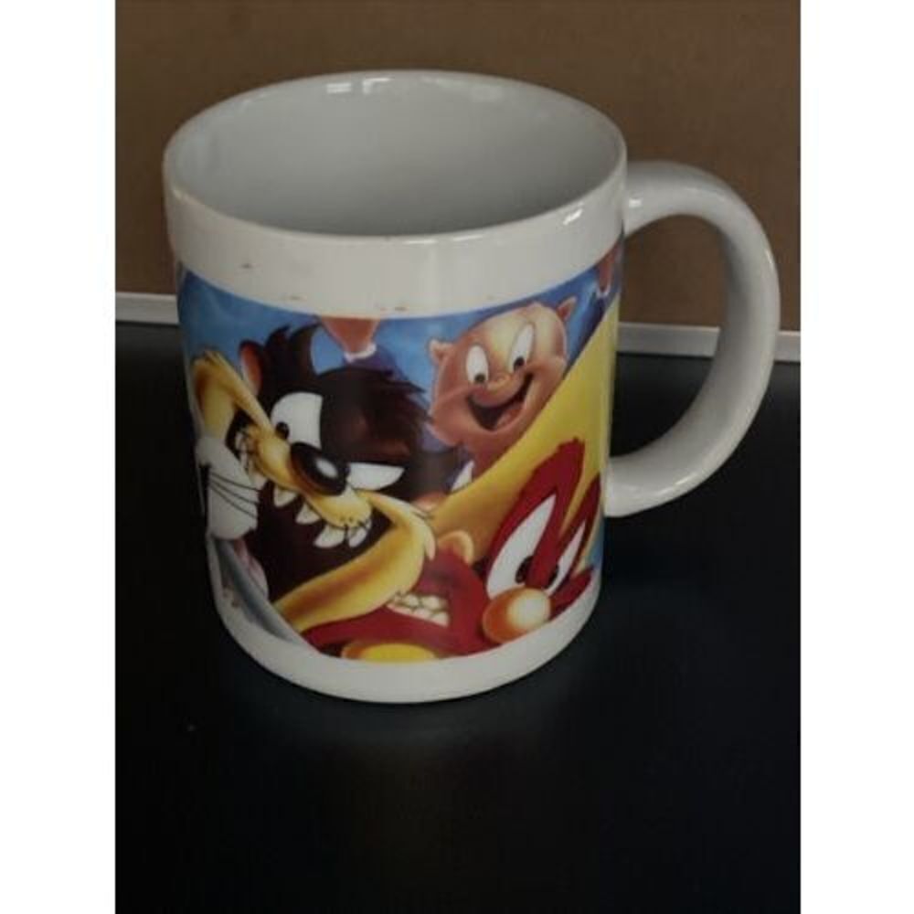 TM & 1996 WARNER BROS. LOONEY TOONS COFFEE CERAMIC MUG/CUP